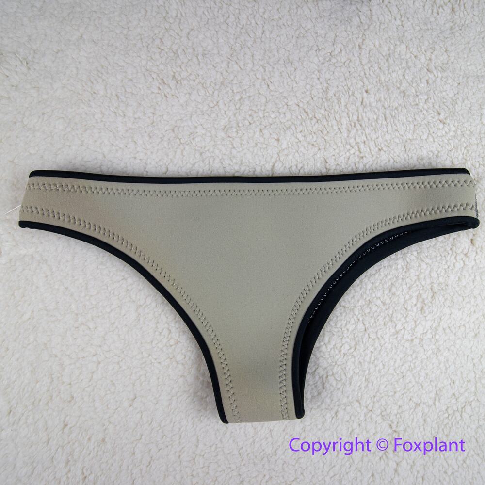 Abysse Jenna Bikini Bottoms, size M